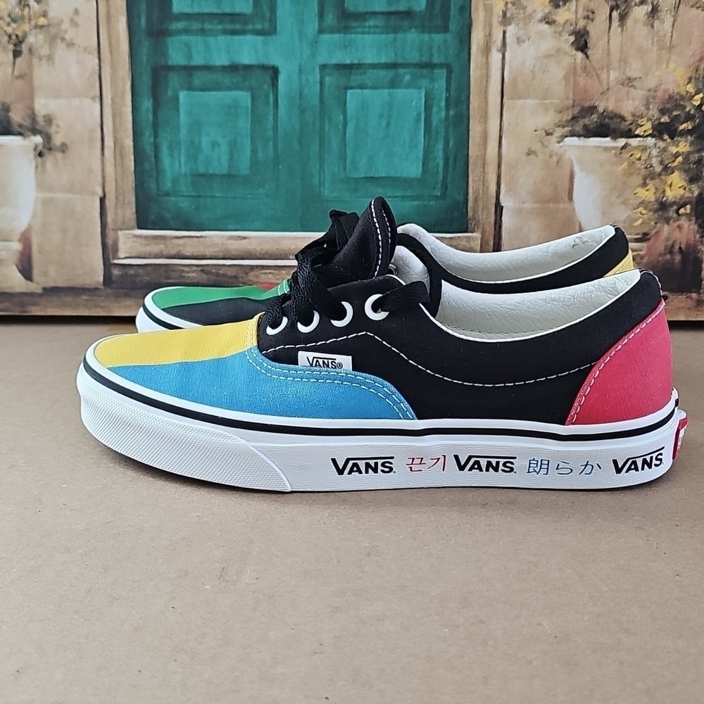 Vans Espiritu Limited Edition Women's 7 Men's 5.5‎ Euro 37 Skater shoes